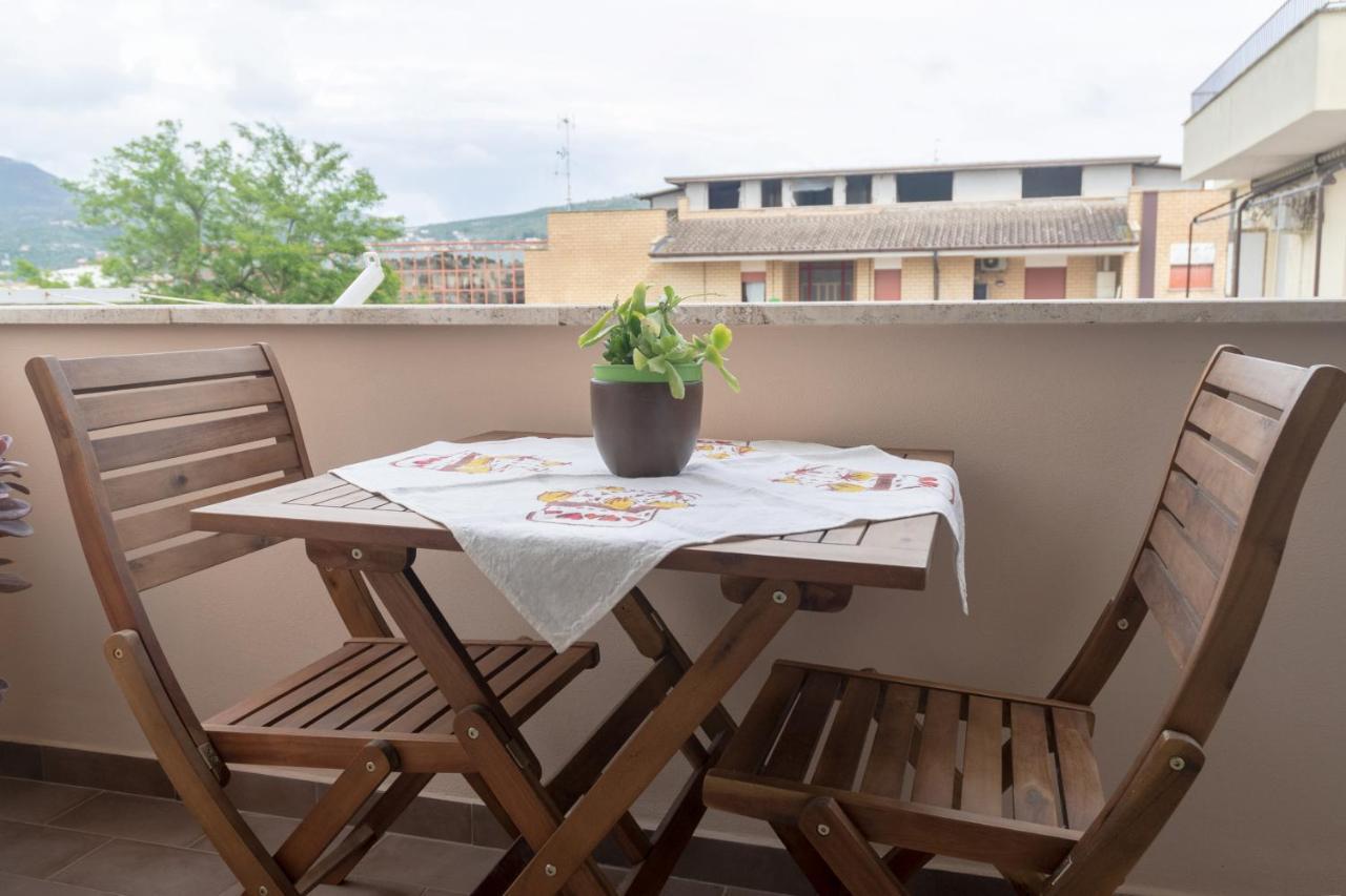 Appartamento Tutto Ristrutturato Terracina Buitenkant foto